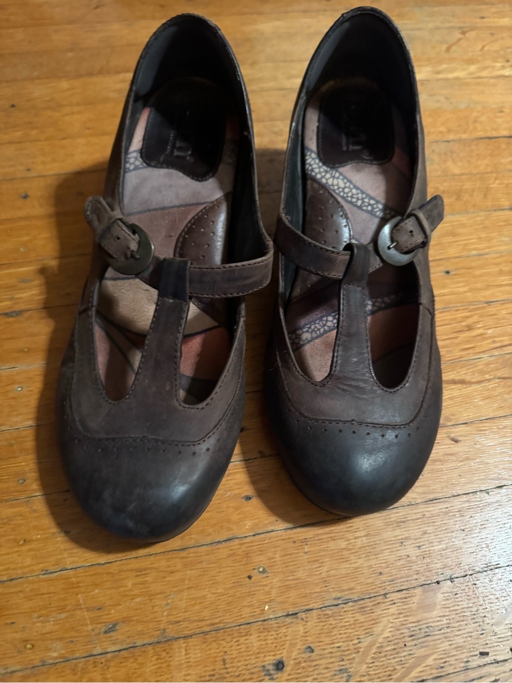 Born Women's Brown T-Strap Mary Jane Flats